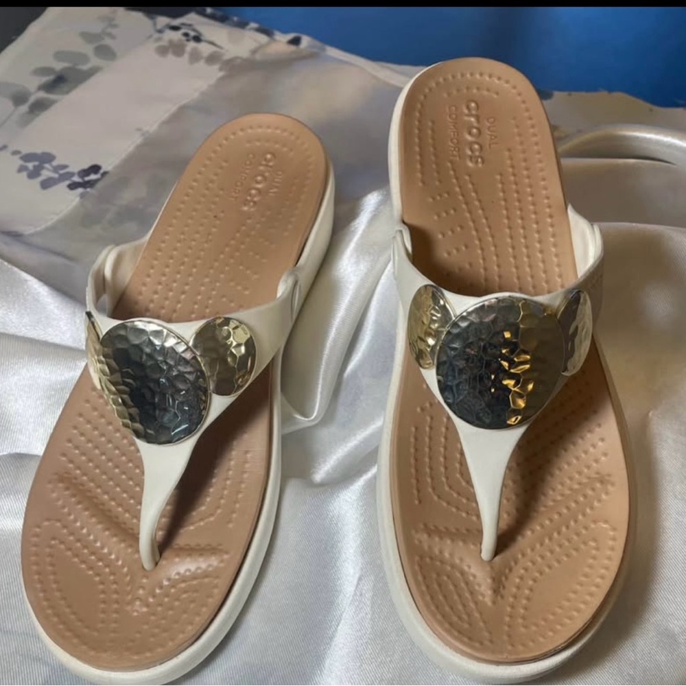 CROCS Women's White and Gold Sandals